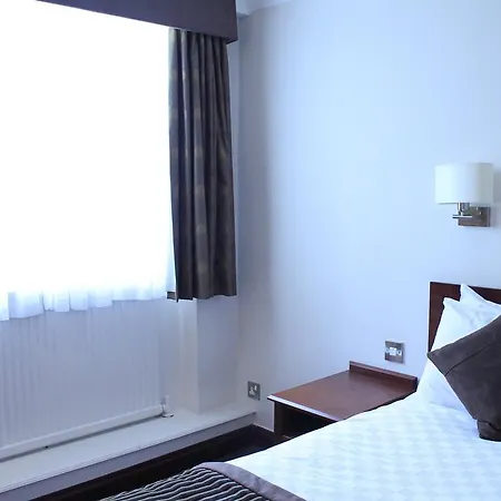 The Royal Angus 3* Birmingham
